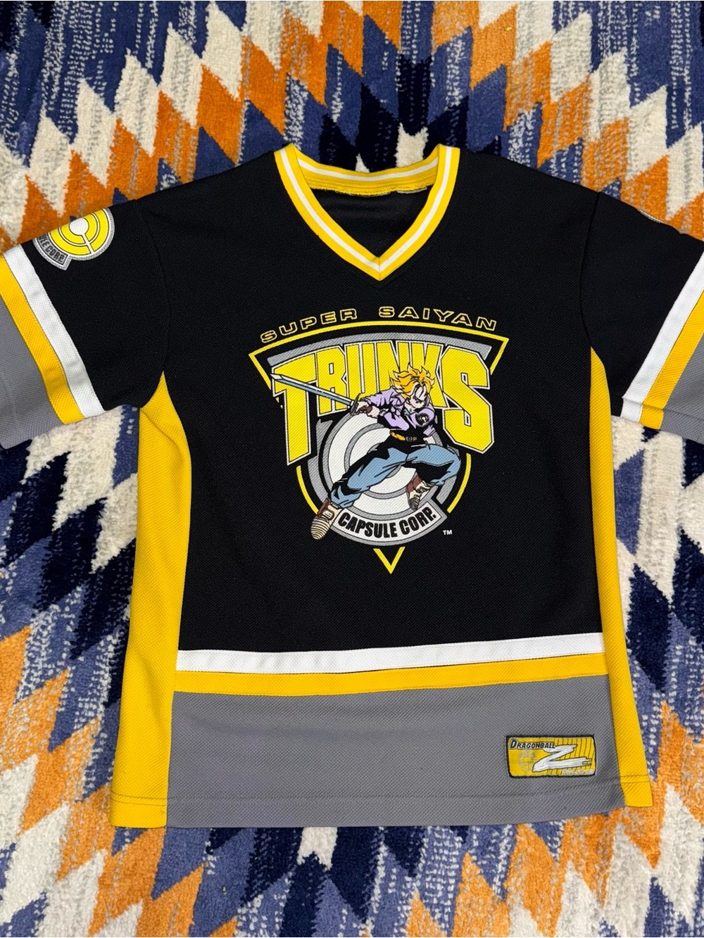 Dragon Ball Z Vintage Short Sleeve Jersey Shirt Boys large super Saiyan trunks